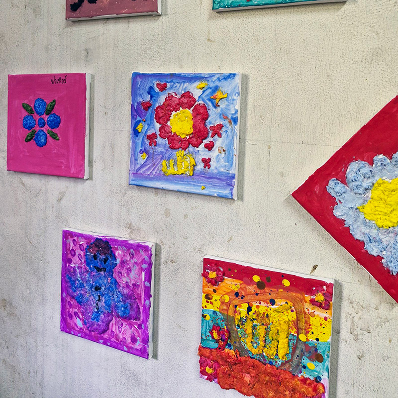 มิตร มหานาค